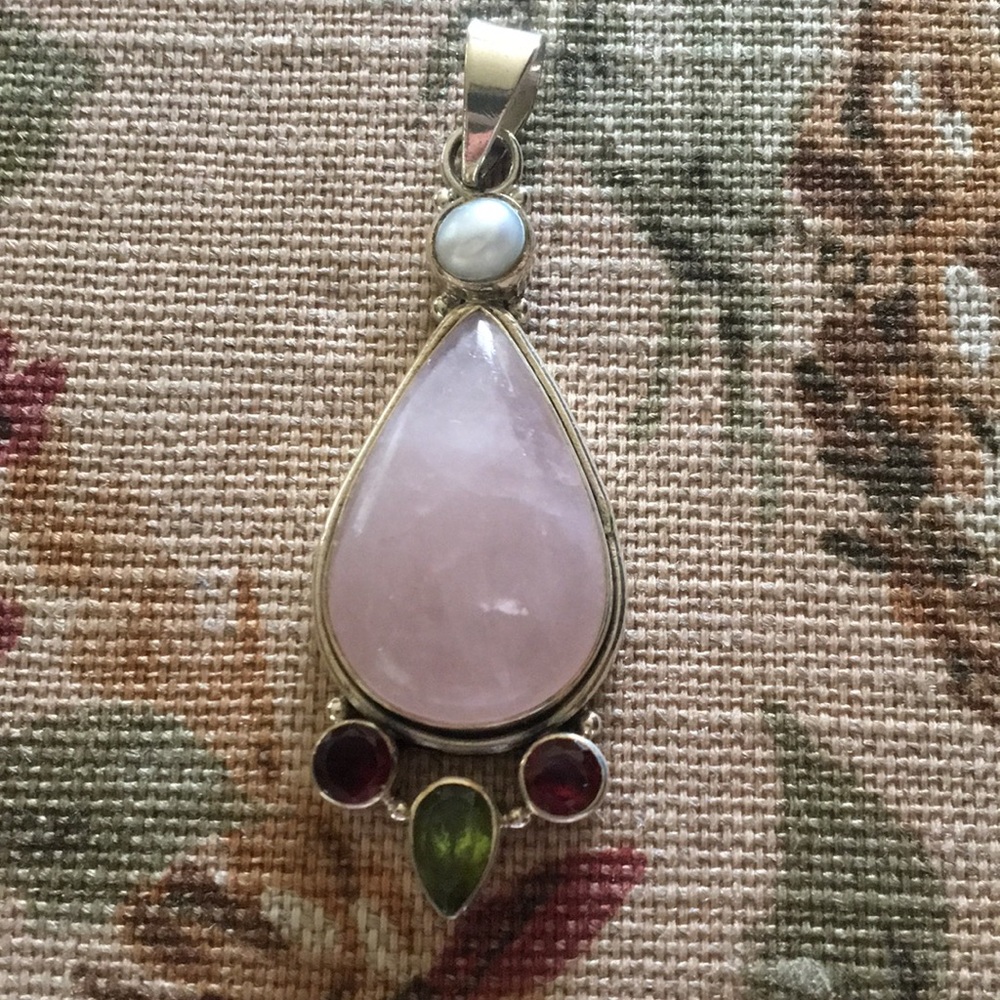 Sterling silver and stone pendant